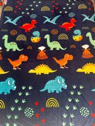 10-71-02-0141 - FRAZADA LIGERA, Cobertor de material microfibra de poliester con acabado interior tipo borrega, TAMAÑO MATRIMONIAL - ALTURA 210 - 220 CM,  ANCHO 170 - 180 CM, DISEÑO INFANTIL DINOSAURIOS 1