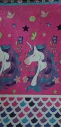 10-71-02-0087 - FRAZADA LIGERA, Cobertor de material microfibra de poliester con acabado interior tipo borrega, TAMAÑO MATRIMONIAL - ALTURA 210 - 220 CM,  ANCHO 170 - 180 CM, DISEÑO INFANTIL UNICORNIO 1